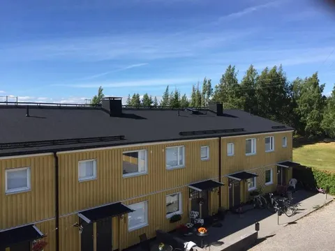 Färdigt papptak på radhus – Peters Tak & Montage